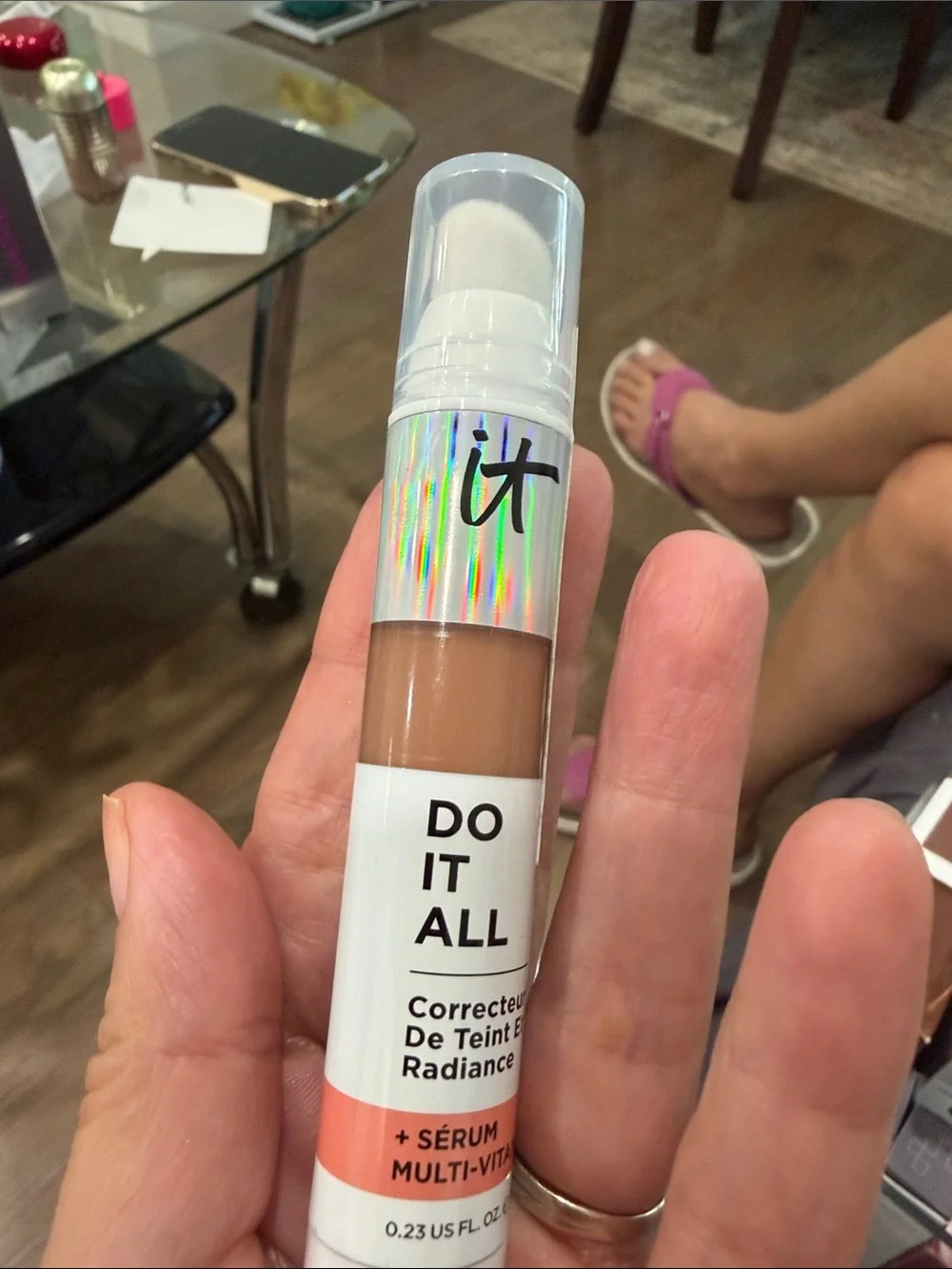 New IT Cosmetics Do It All Radiant Concealer - 425 tan rich cool
